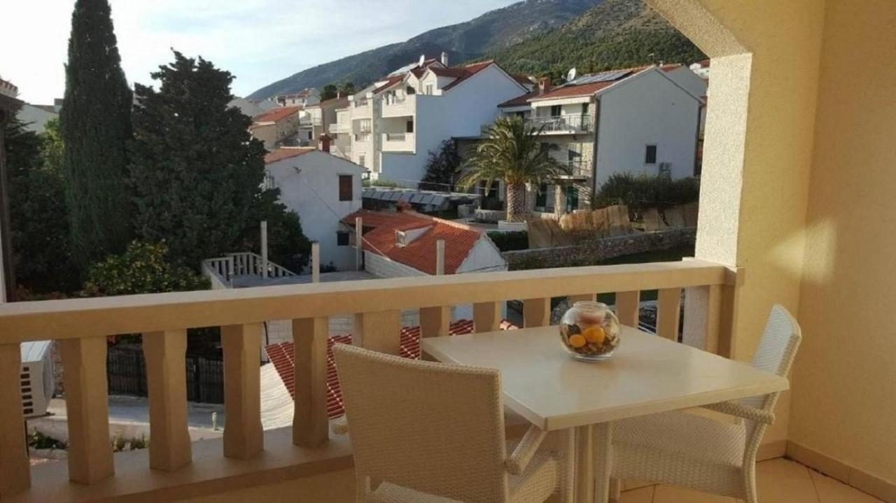 Apartments Lemar - With Parking Bol Esterno foto