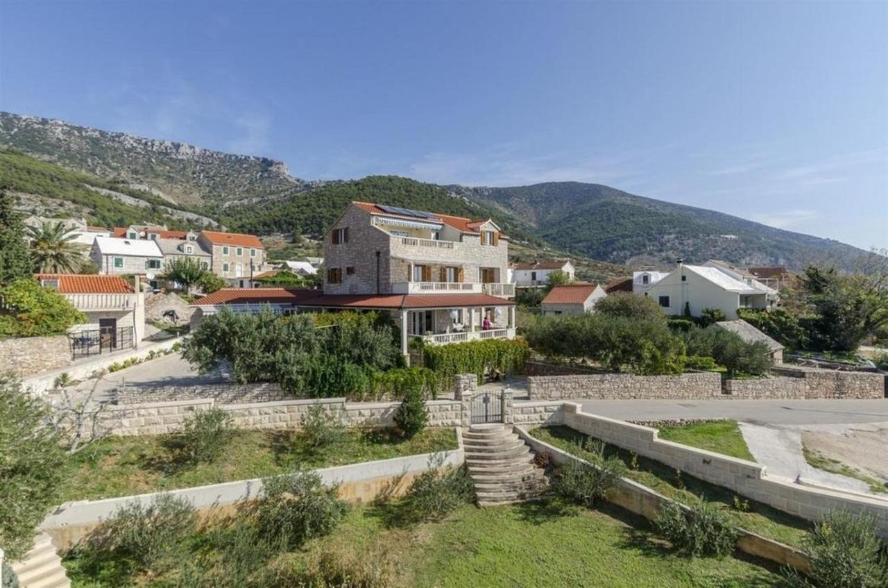 Apartments Lemar - With Parking Bol Esterno foto